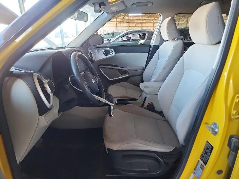 2020 KIA SOUL LX  
