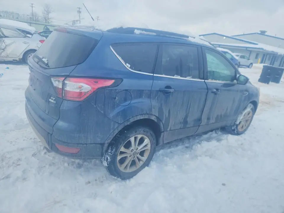 2018 FORD ESCAPE SE  
