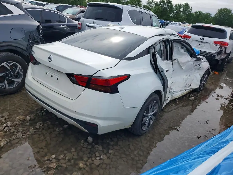 2019 NISSAN ALTIMA S  