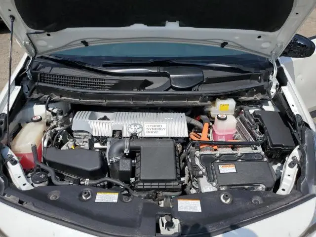 2017 TOYOTA PRIUS V   