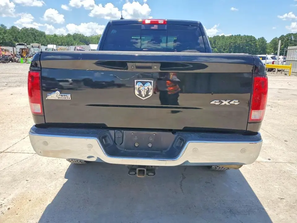 2014 RAM 1500 SLT  
