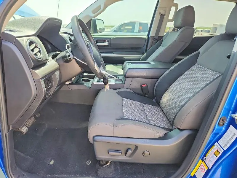 2018 TOYOTA TUNDRA CREWMAX SR5  