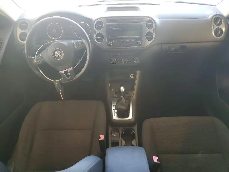2013 VOLKSWAGEN TIGUAN S  