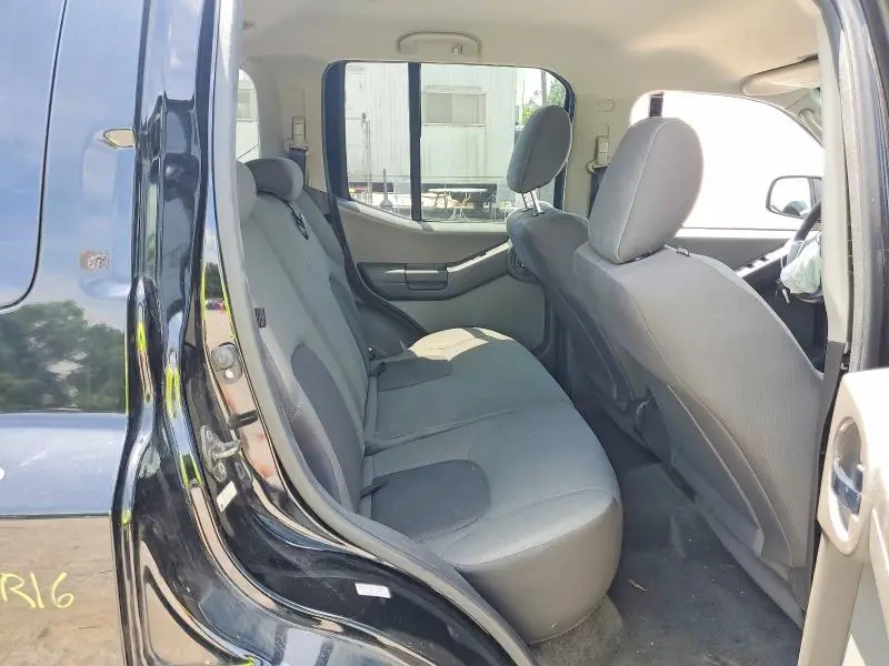 2010 NISSAN XTERRA X  
