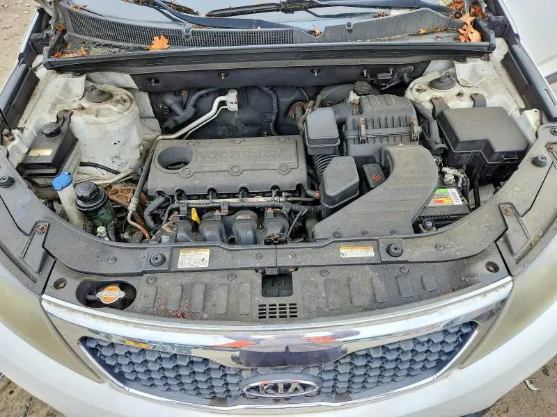 2011 KIA SORENTO LX  
