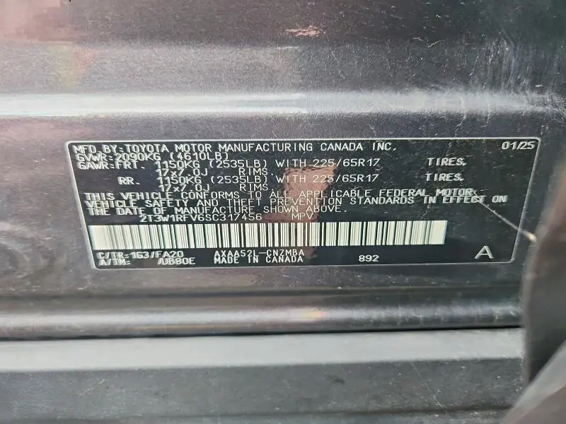 2025 TOYOTA RAV4 XLE  