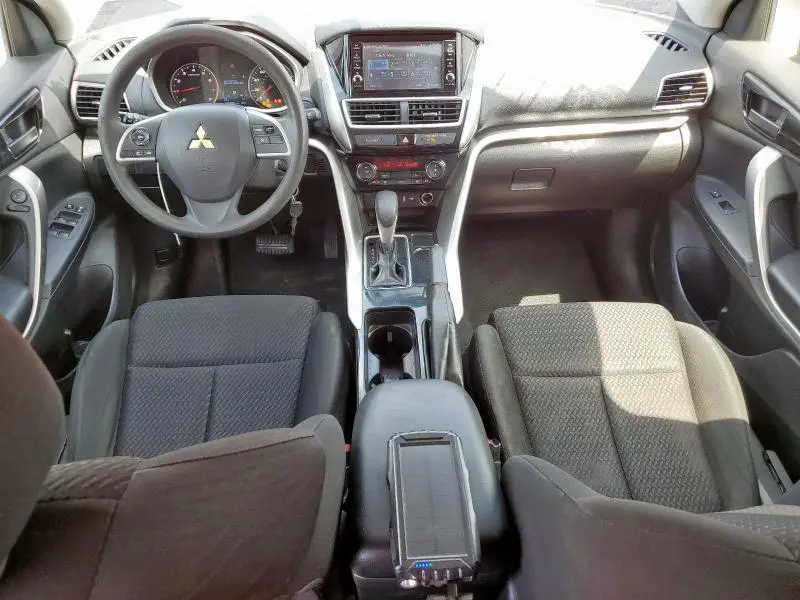 2020 MITSUBISHI ECLIPSE CROSS ES  