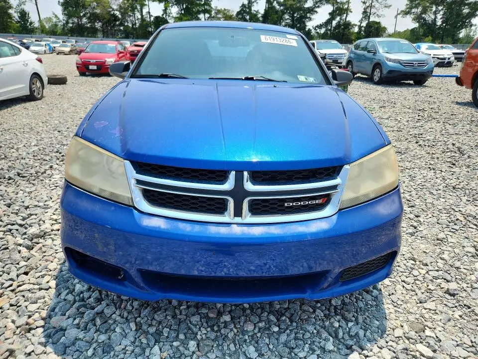 2013 DODGE AVENGER SE  