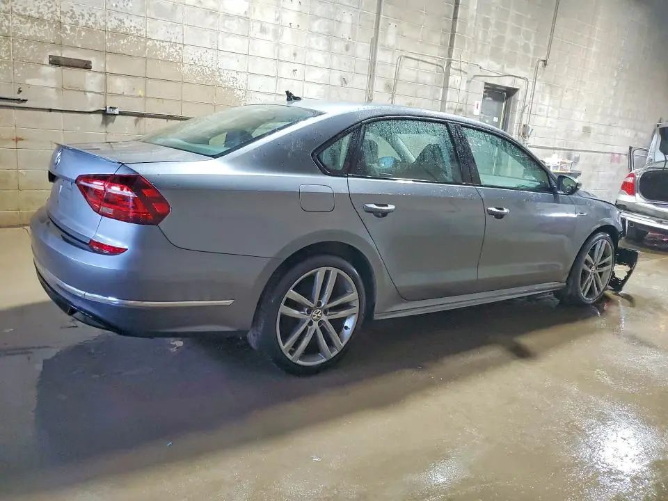 2018 VOLKSWAGEN PASSAT S  
