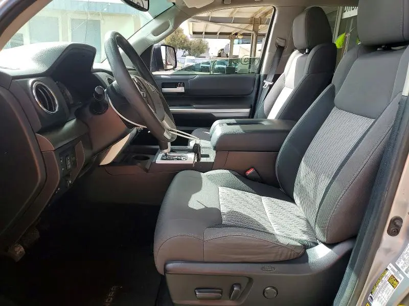 2014 TOYOTA TUNDRA CREWMAX SR5  