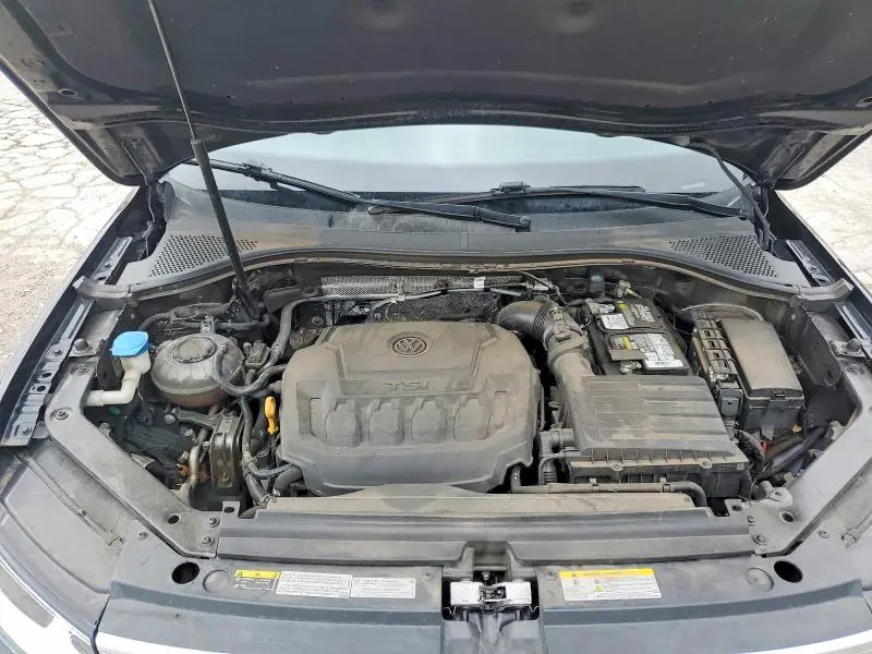 2021 VOLKSWAGEN TIGUAN SE  