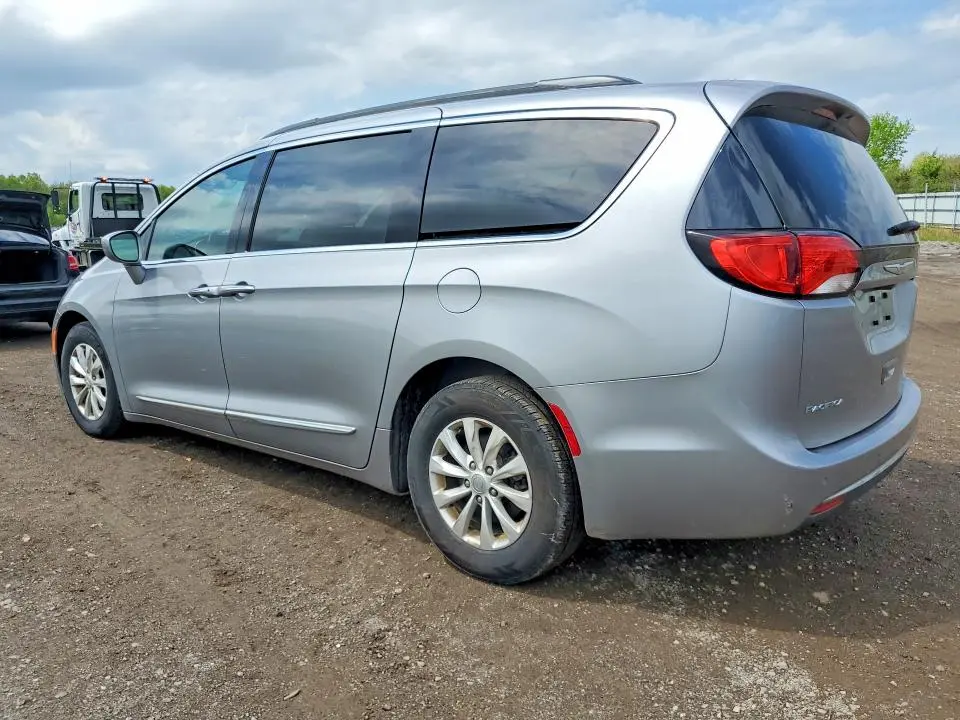 2017 CHRYSLER PACIFICA TOURING L  