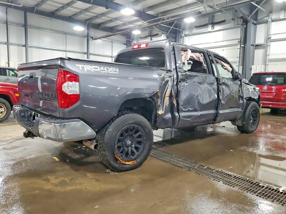 2019 TOYOTA TUNDRA SR5  