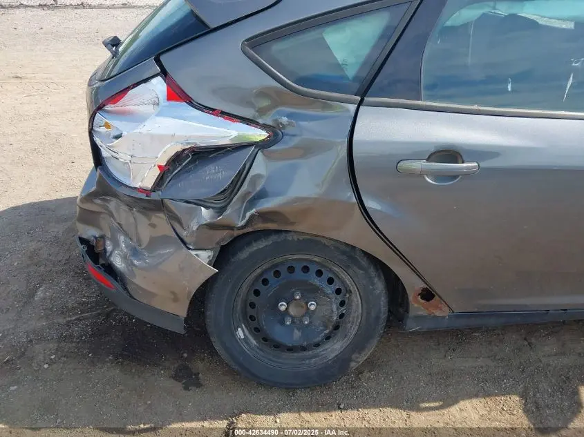 2012 FORD FOCUS SE
