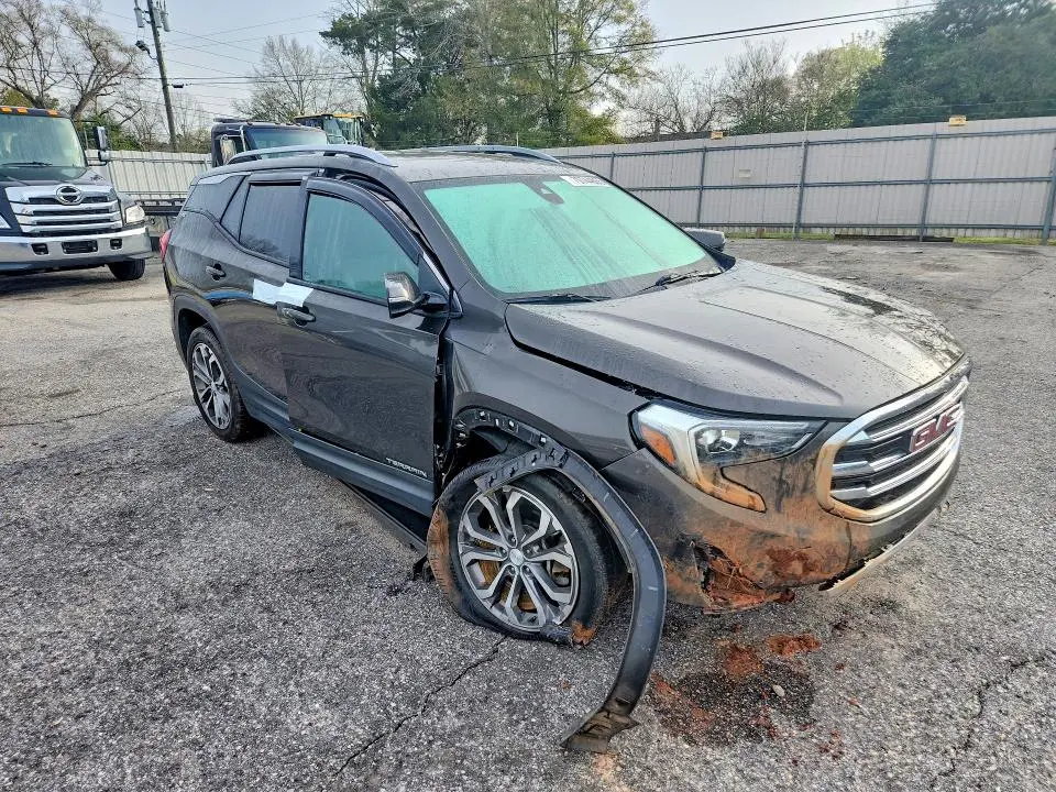 2020 GMC TERRAIN SLT  