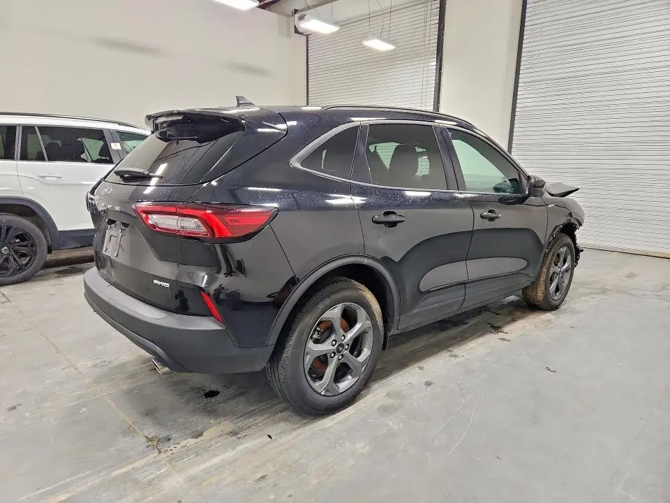 2025 FORD ESCAPE ST LINE SELECT  