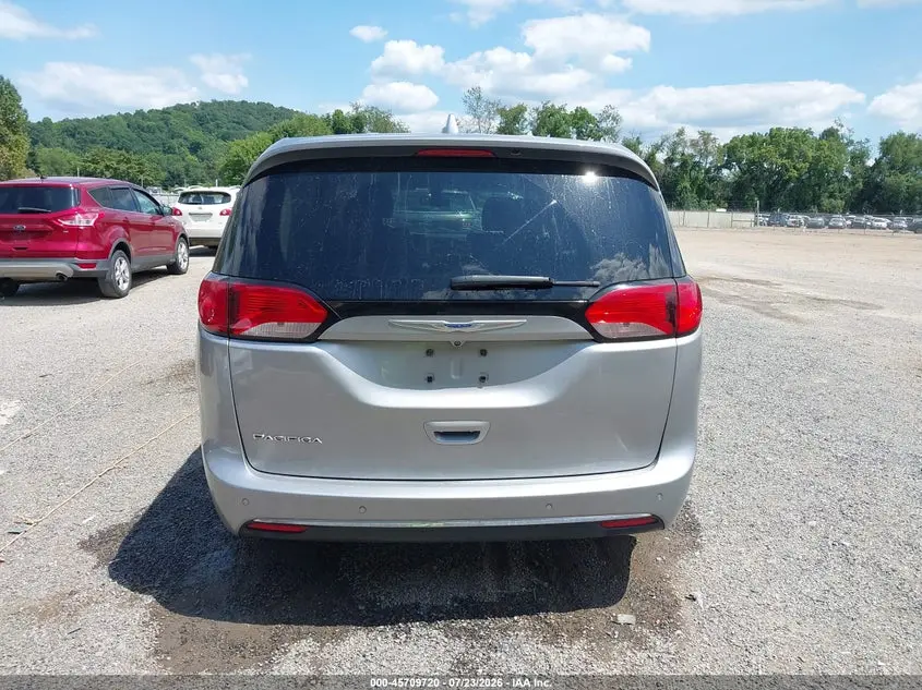 2019 CHRYSLER PACIFICA TOURING PLUS
