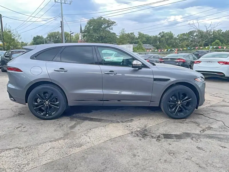 2026 JAGUAR F-PACE R-DYNAMIC S  