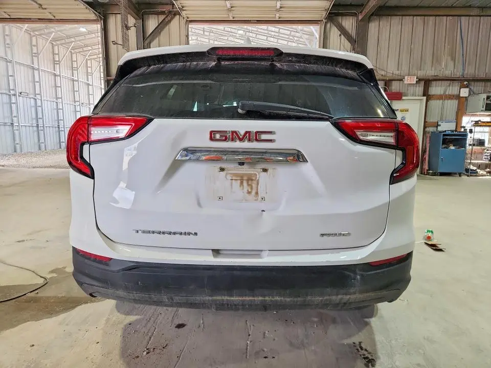 2022 GMC TERRAIN SLE  