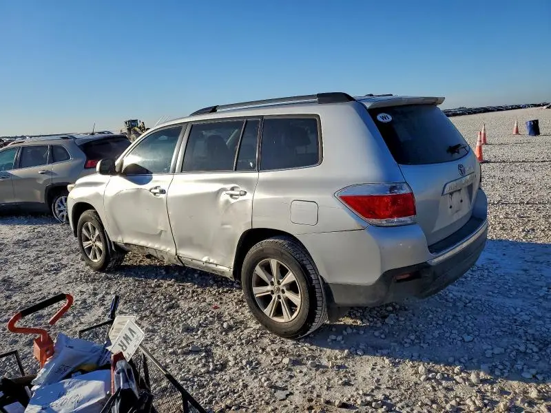 2012 TOYOTA HIGHLANDER BASE  