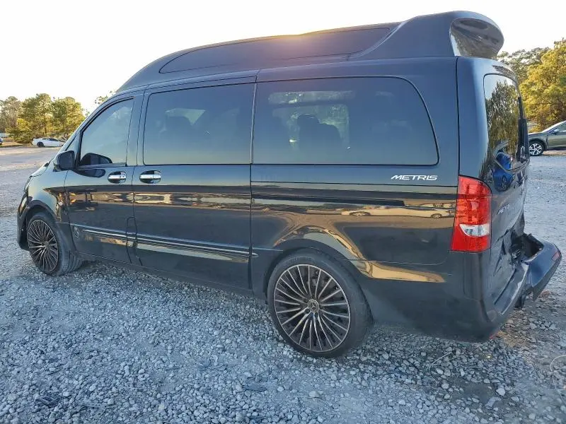 2016 MERCEDES-BENZ METRIS   