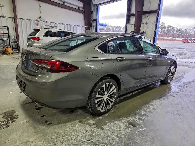 2018 BUICK REGAL ESSENCE  