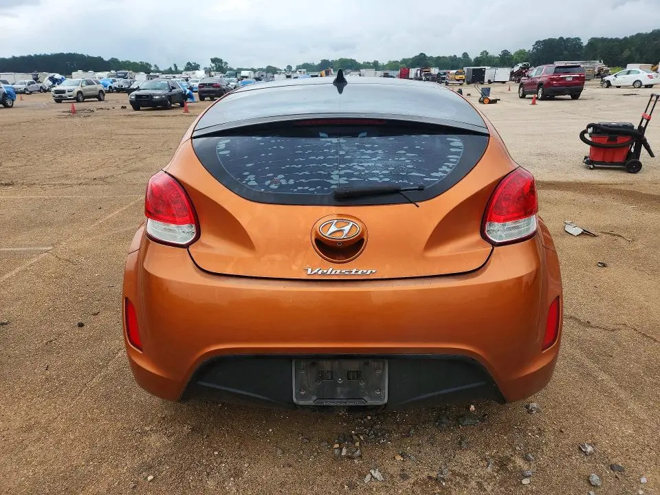 2015 HYUNDAI VELOSTER BASE  