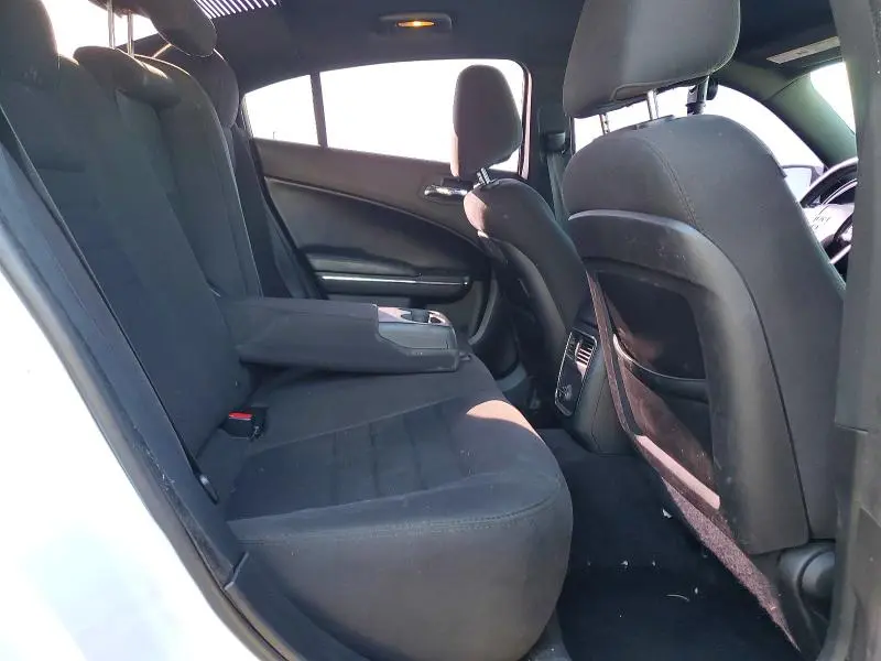 2014 DODGE CHARGER SE  