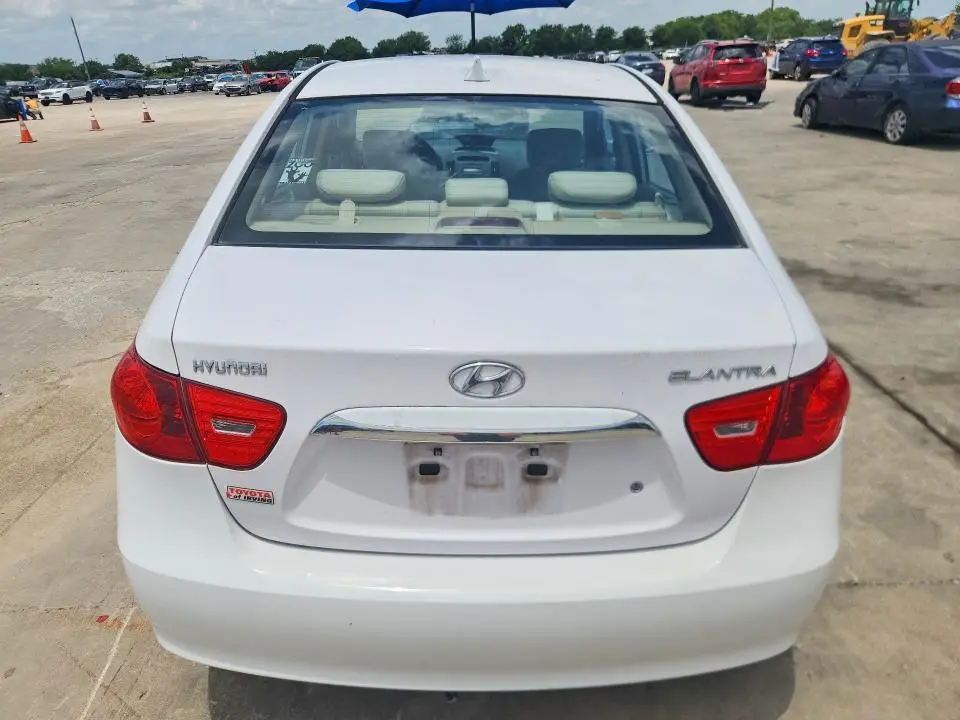 2010 HYUNDAI ELANTRA GLS  