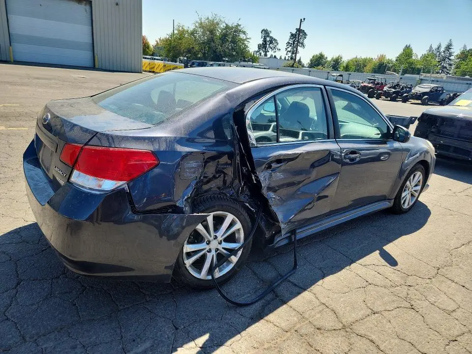 2013 SUBARU LEGACY 2.5I PREMIUM  