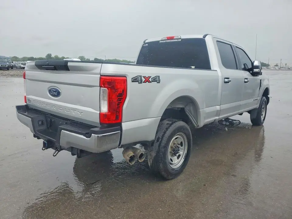 2018 FORD F250 4WD 6.7L V8 TDSL XLT CREW CAB