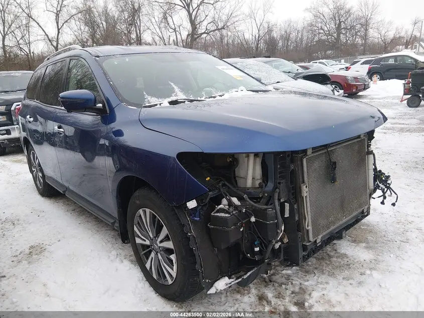 2017 NISSAN PATHFINDER SL