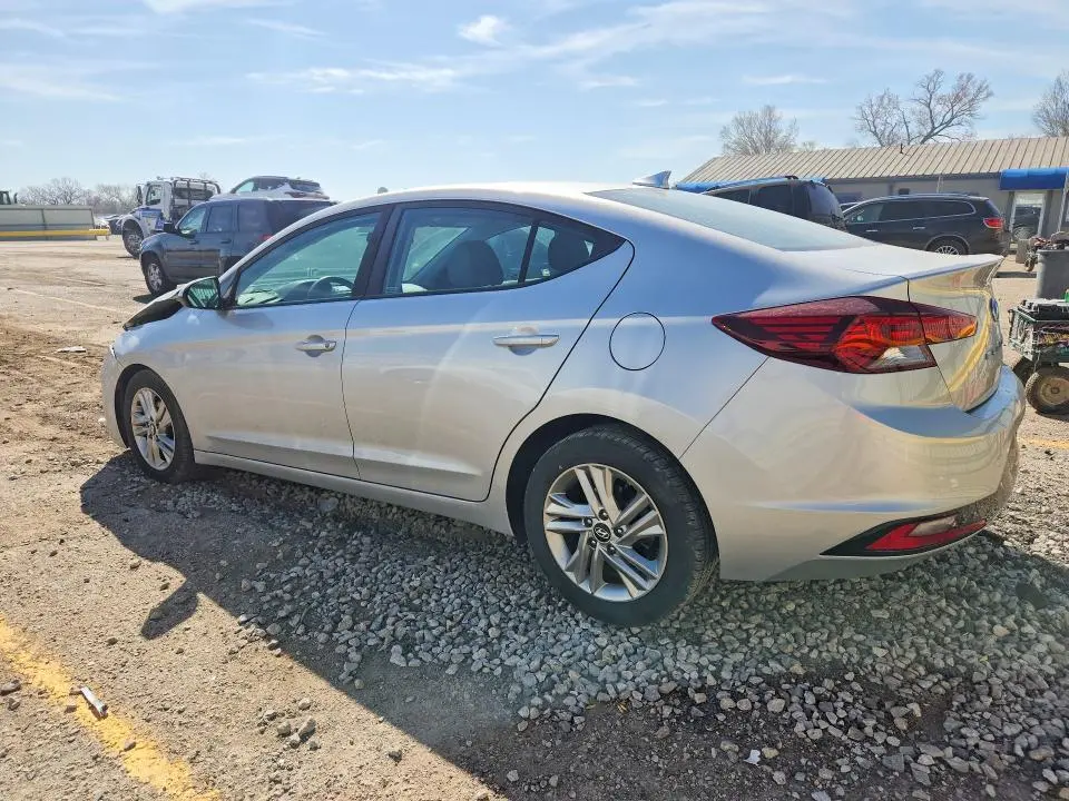 2019 HYUNDAI ELANTRA SEL  