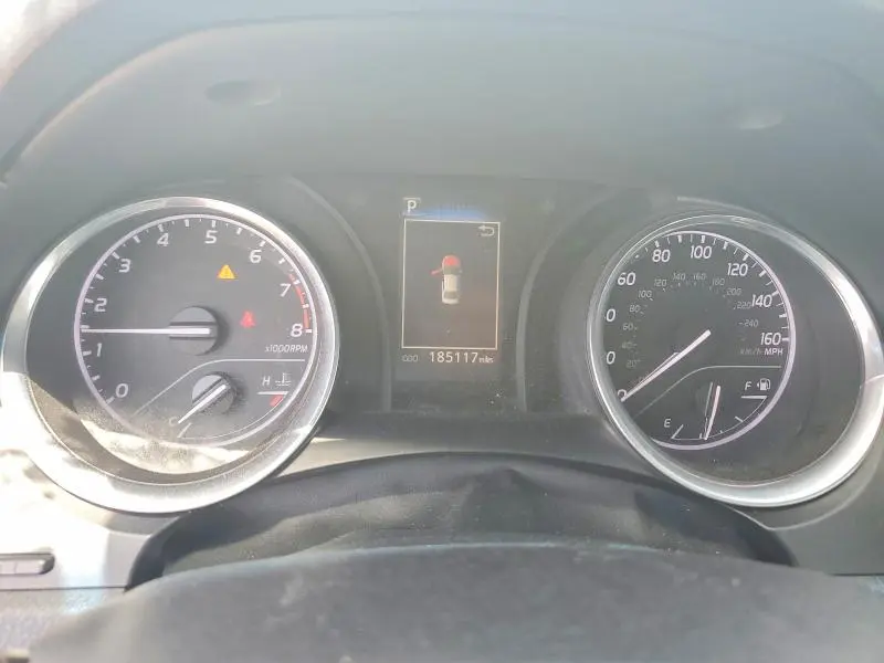 2018 TOYOTA CAMRY SE  