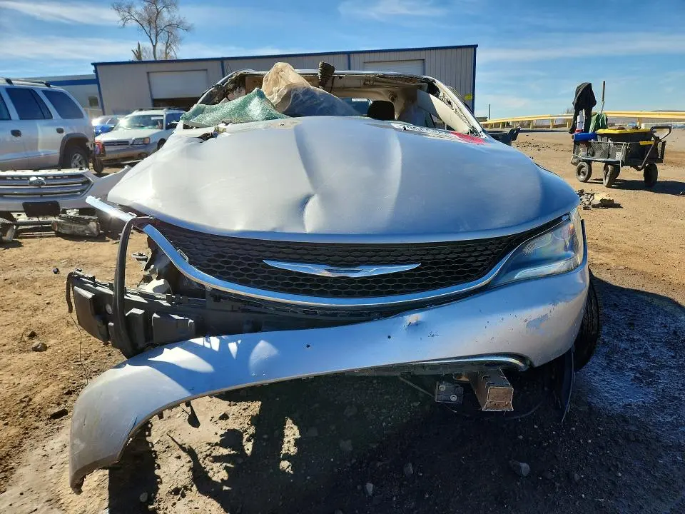 2015 CHRYSLER 200 LIMITED  