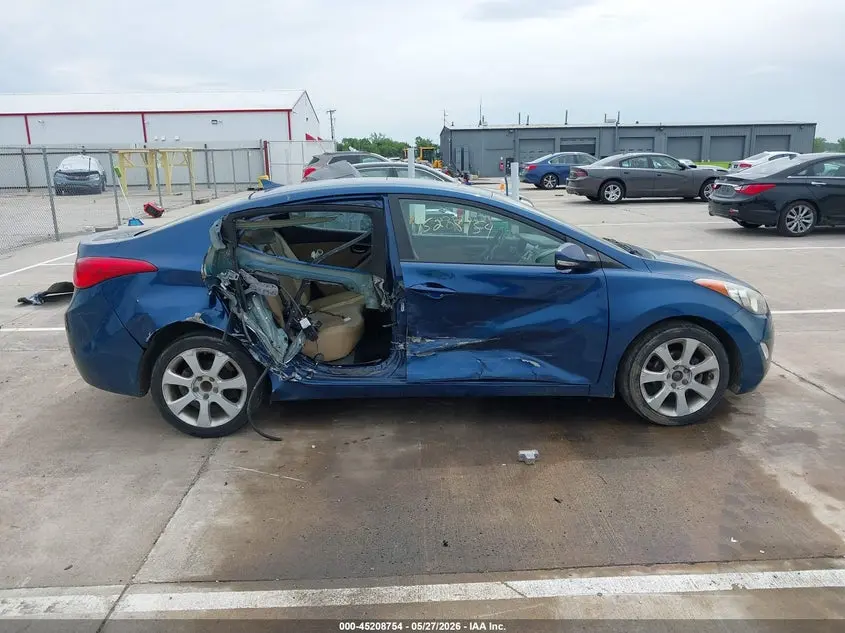2013 HYUNDAI ELANTRA LIMITED