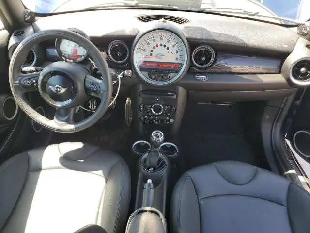 2013 MINI COOPER S