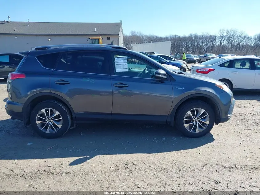 2018 TOYOTA RAV4 HYBRID XLE