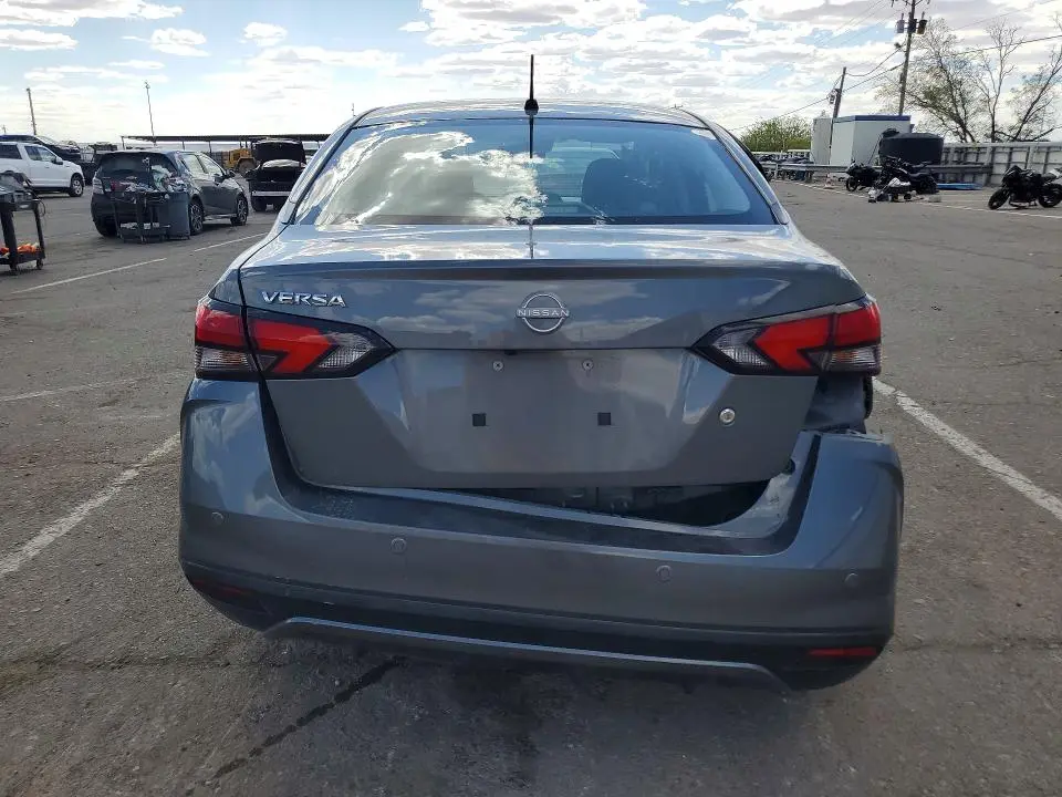 2025 NISSAN VERSA S  