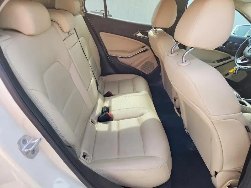 2017 MERCEDES-BENZ GLA 250  