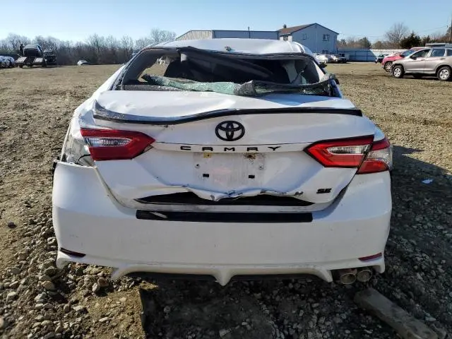 2020 TOYOTA CAMRY SE