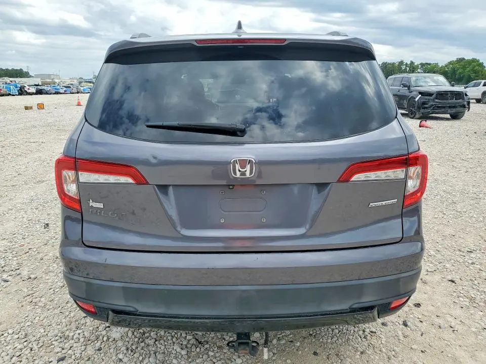 2021 HONDA PILOT SE  