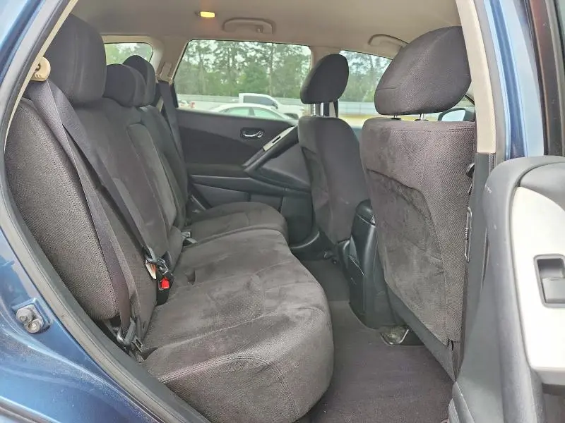 2013 NISSAN MURANO S  