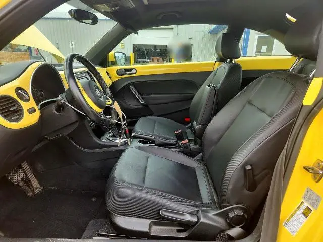 2012 VOLKSWAGEN BEETLE   
