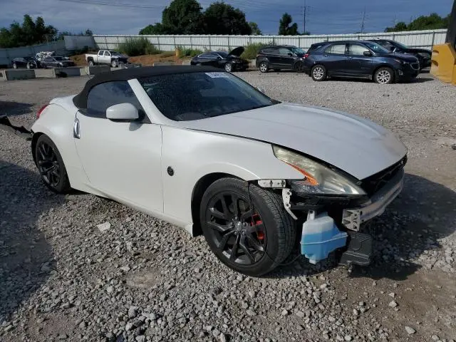 2010 NISSAN 370Z   