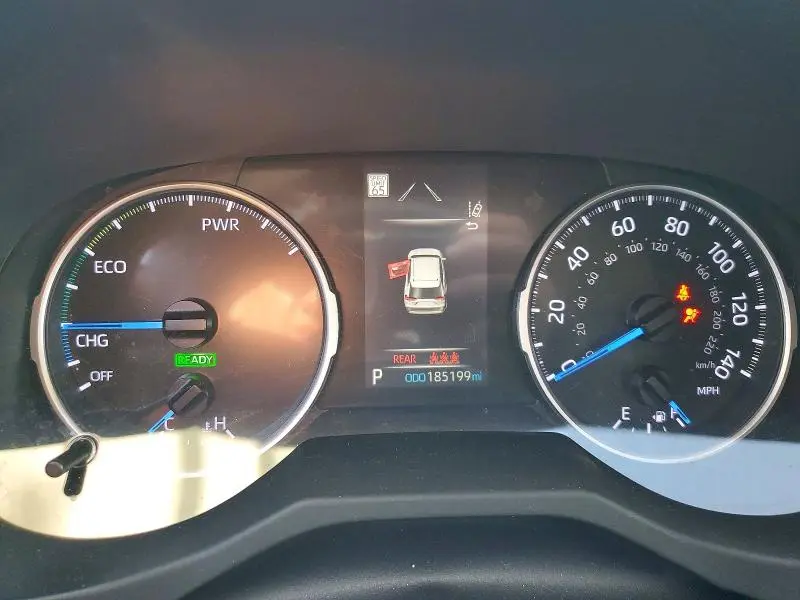 2019 TOYOTA RAV4 LE  