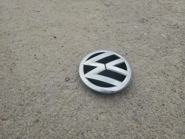 2015 VOLKSWAGEN TIGUAN S  