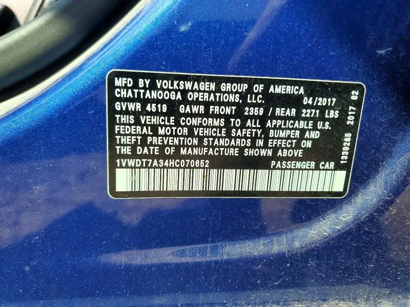 2017 VOLKSWAGEN PASSAT R-LINE  