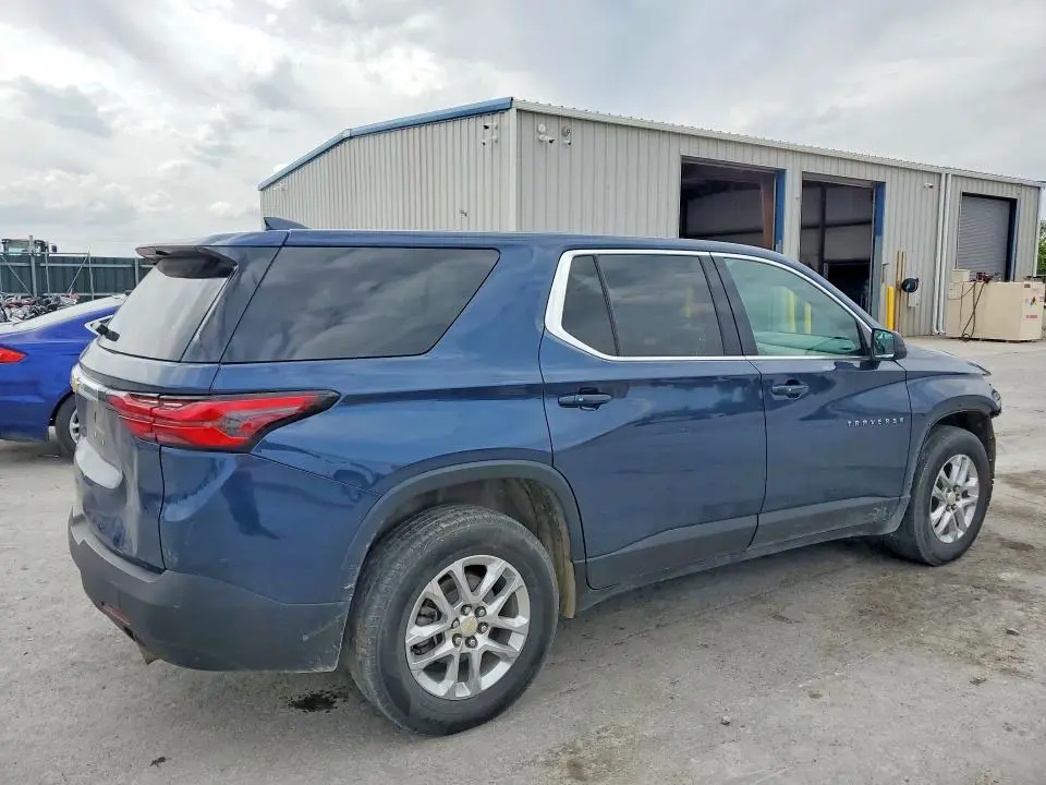 2022 CHEVROLET TRAVERSE LS  