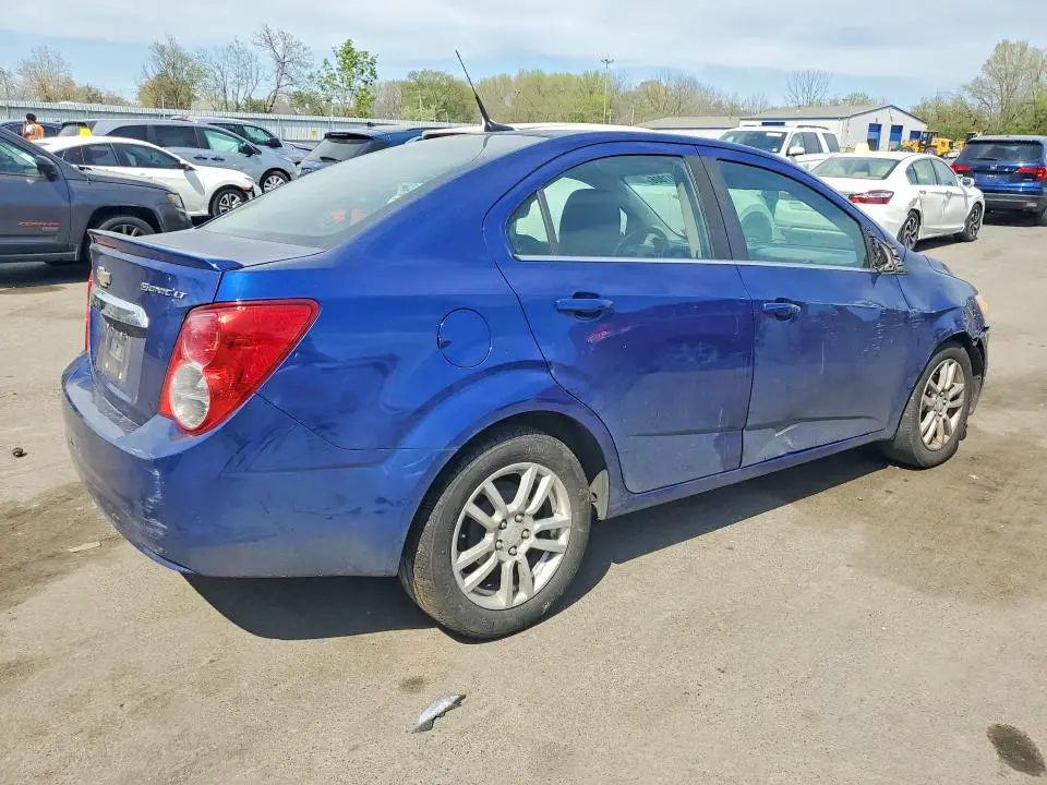 2013 CHEVROLET SONIC LT  